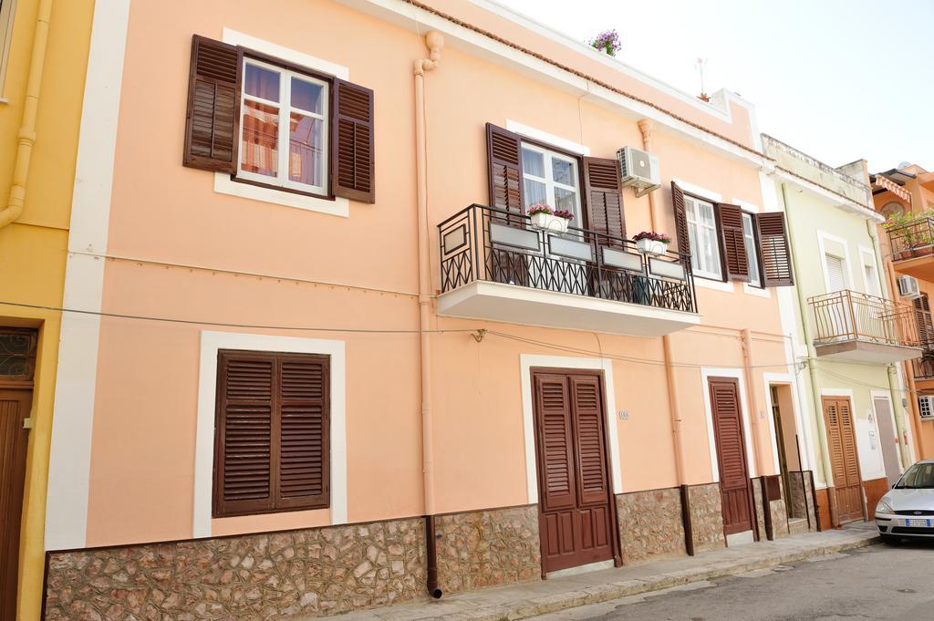 Case Vacanze Terra Sinus Terrasini Bagian luar foto