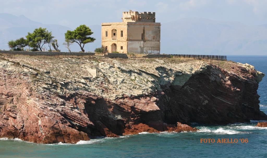 Case Vacanze Terra Sinus Terrasini Bagian luar foto