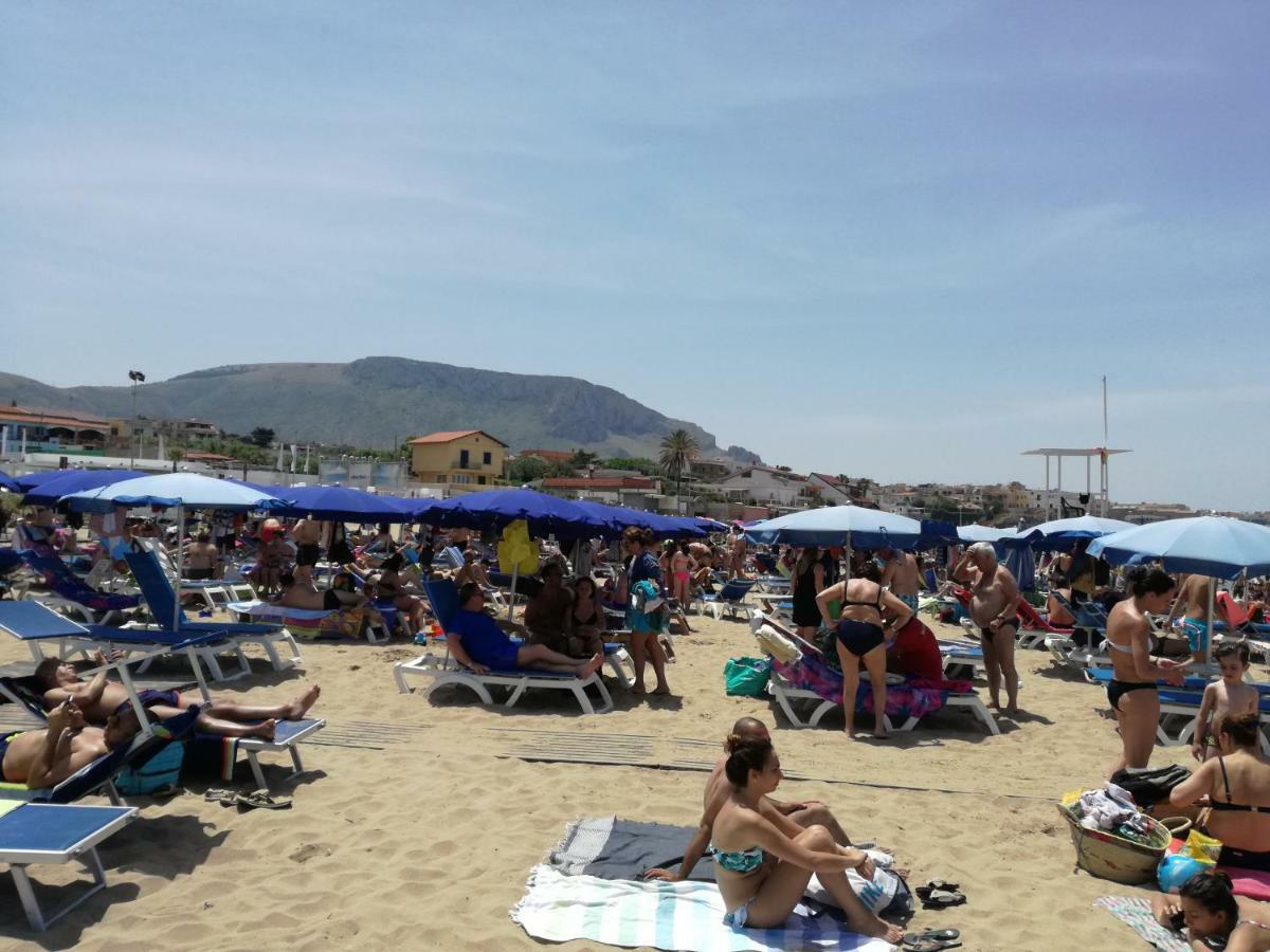 Case Vacanze Terra Sinus Terrasini Bagian luar foto