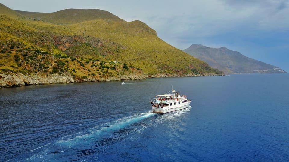Case Vacanze Terra Sinus Terrasini Bagian luar foto